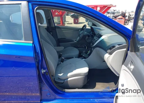 2013 Hyundai Accent Gls z USA, uszkodzony, nr VIN KMHCT4AE5DU481430